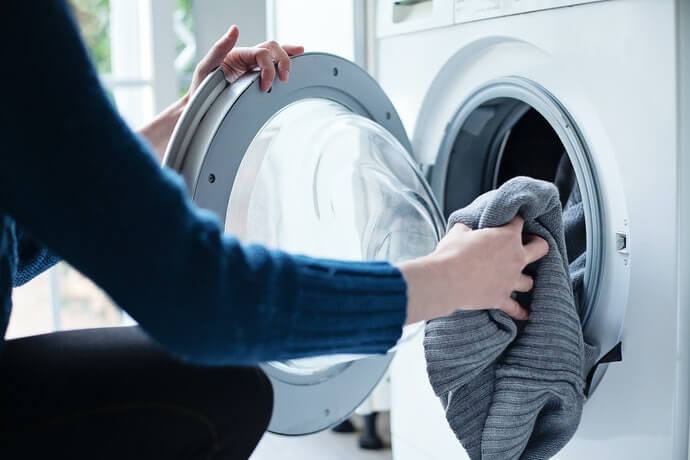 dong mo cua may giat dung cach (1) Đóng mở cửa máy giặt đúng cách
