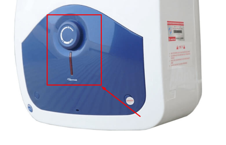 Ariston BLU 15R 2.5 FE được tích hợp công nghệ ion bạc Ag+, giúp hạn chế sự phát triển của vi khuẩn và các vi sinh vật có hại trong nguồn nước chứa bên trong bình.