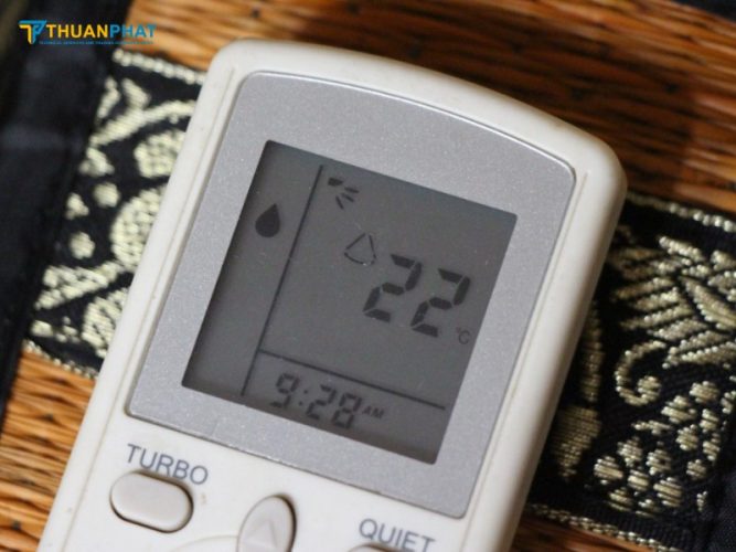 Cách bật chế độ hút ẩm của điều hòa Funiki